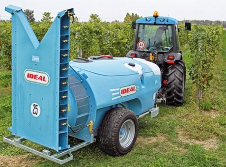 Причіпний обприскувач Ideal Loire