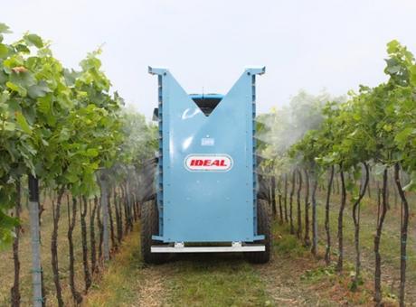 Причіпний обприскувач Ideal Loire