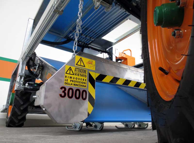Самохідний комбайн для збору салатів Ortomec 3000