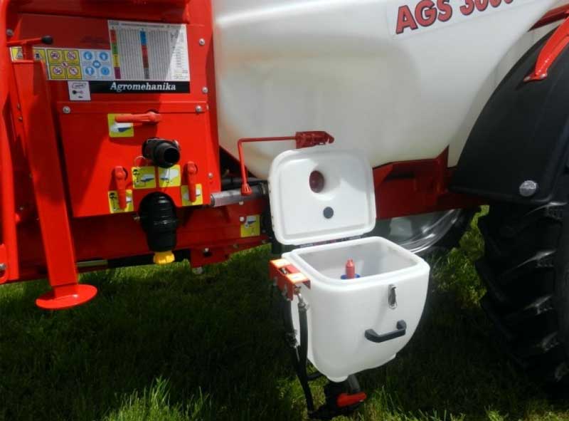 Польовий обприскувач Agromehanika AGS 2500-3000 EN HP