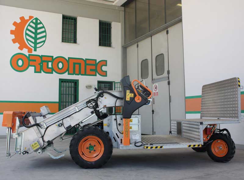 Самохідний комбайн для збору салатів Ortomec Lattuga 8000
